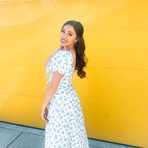 Meet your Posher, Abby